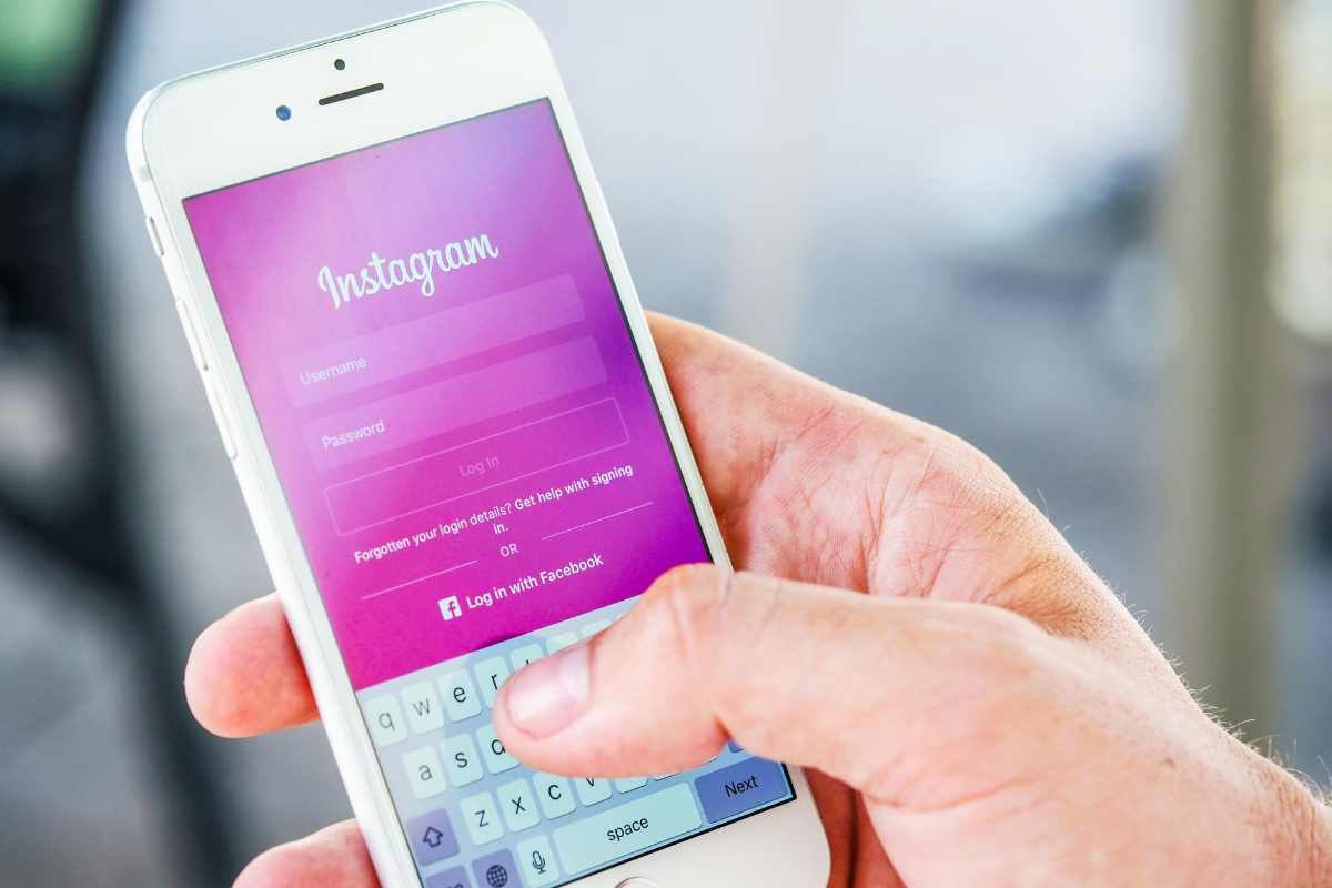 Come mandare messaggi anonimi su Instagram