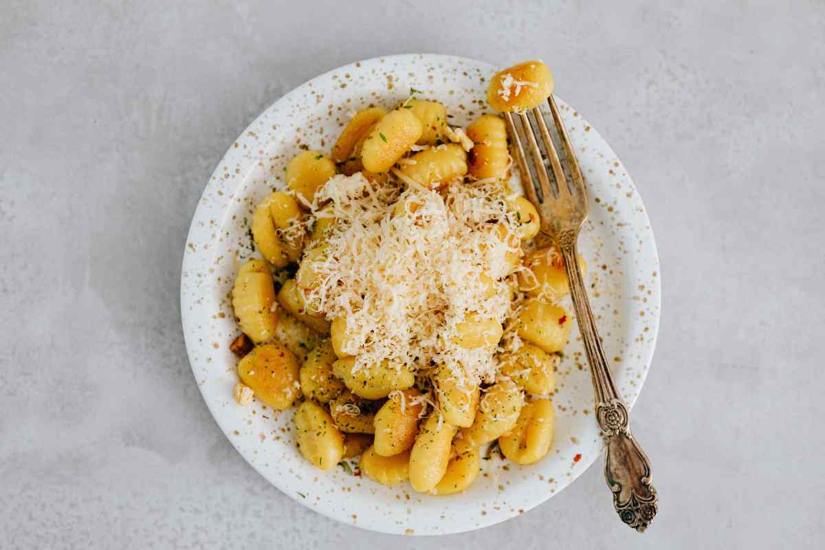 gnocchi in salsa di mandorle