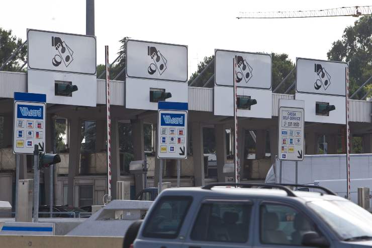 Brutta notizia viaggiatori autostrada