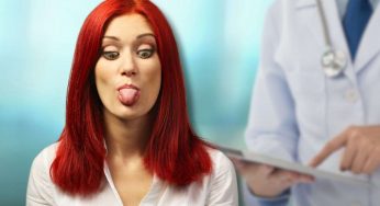La lingua dice molto della tua salute: se ha questo colore, meglio rivolgersi a un medico