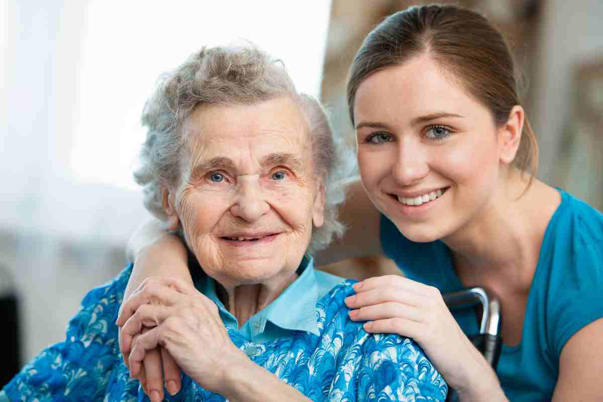 Nuovo assegno INPS per sostegno economico agli anziani