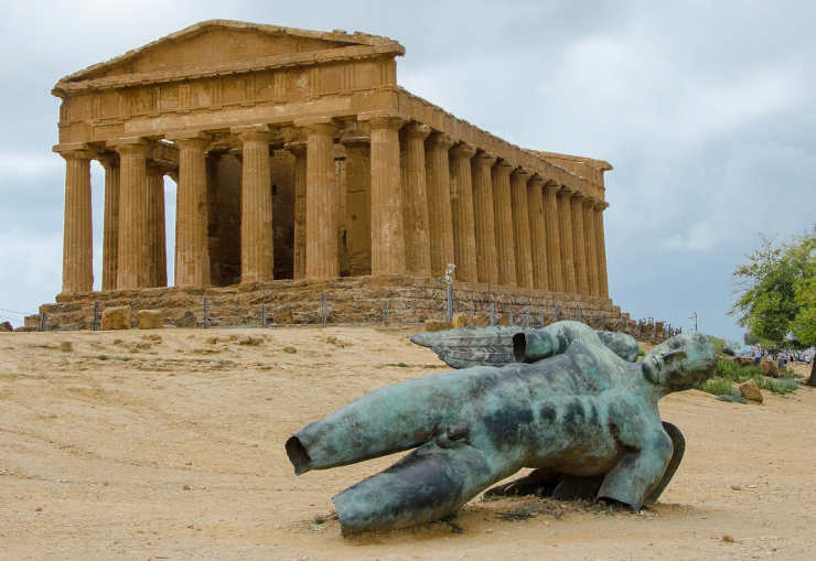 Valle dei Templi, in Sicilia