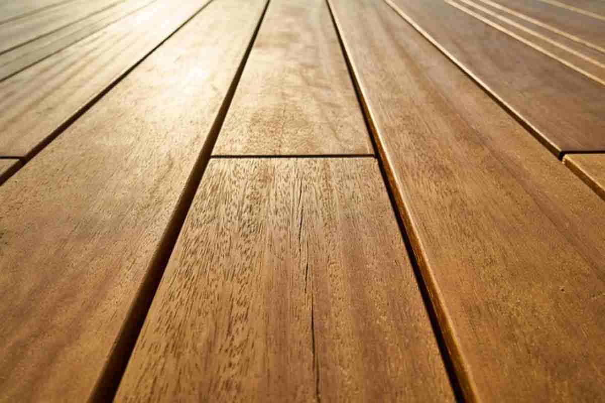 parquet ecco come pulirlo al meglio